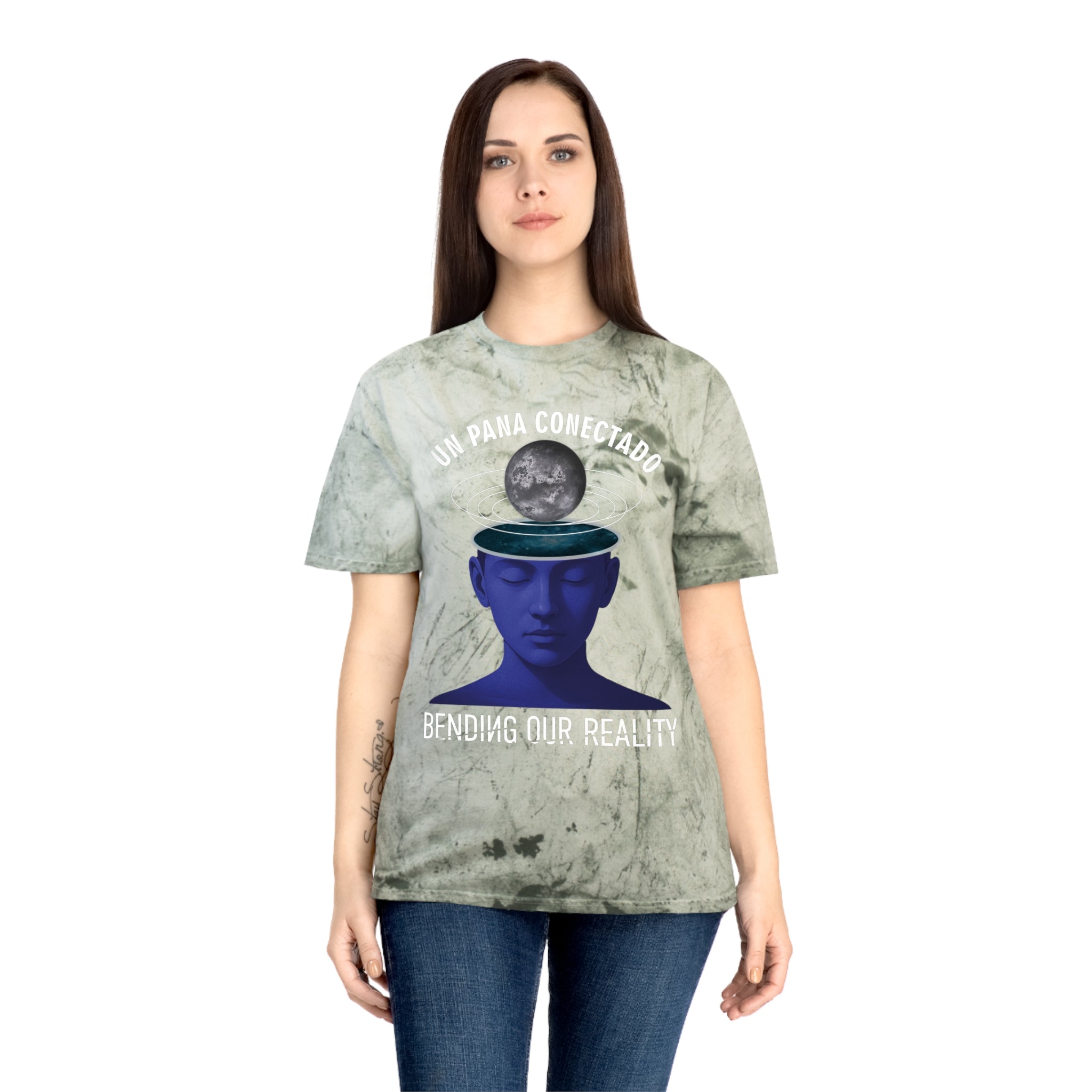 UN PANA CONECTADO - Vibrant Spiritual T-Shirt.